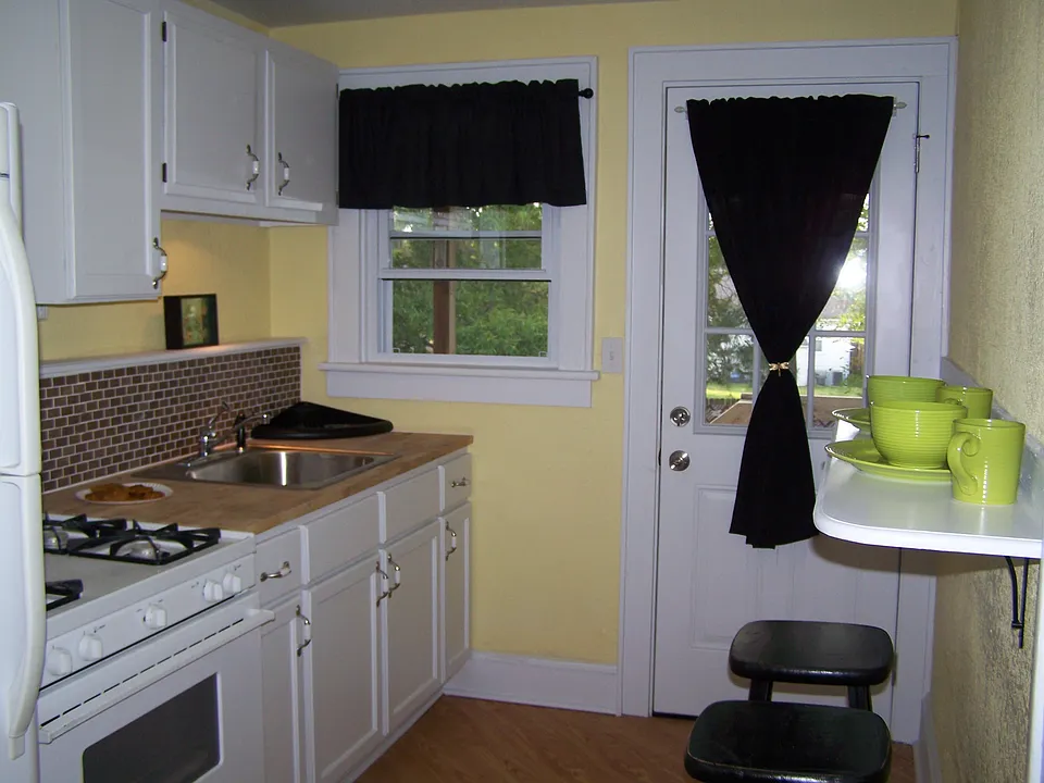 Bright Kitchen