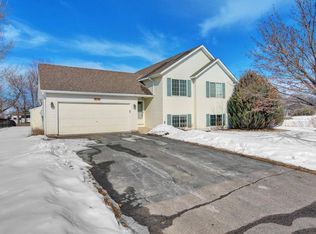 1004 E Orchard St, Belle Plaine, MN 56011