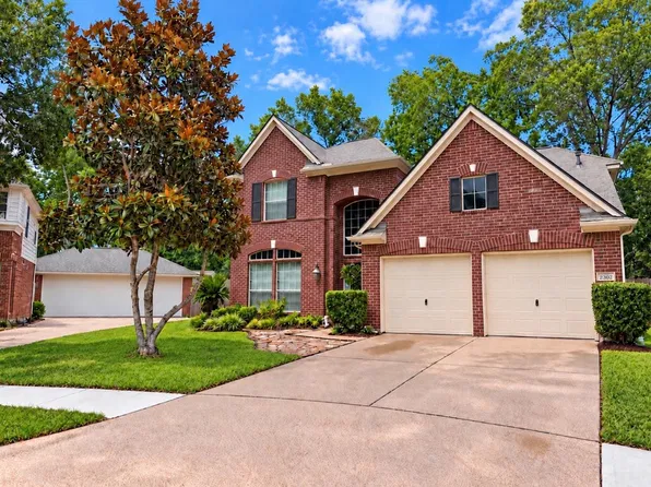 2302 Piney Woods Dr, Pearland, TX 77581