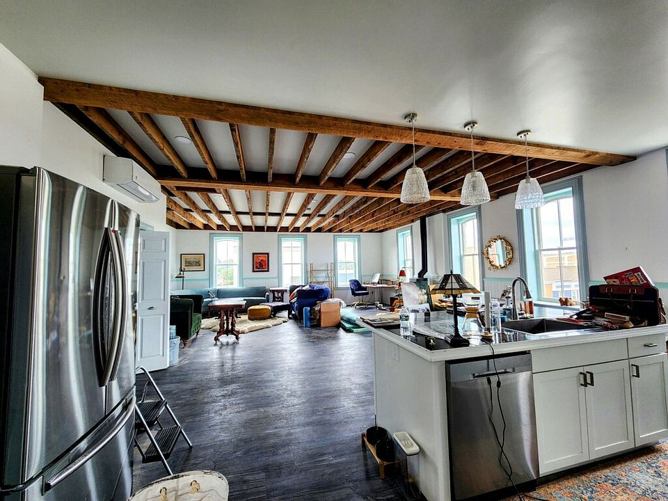 1st image of 22 N Front St #1