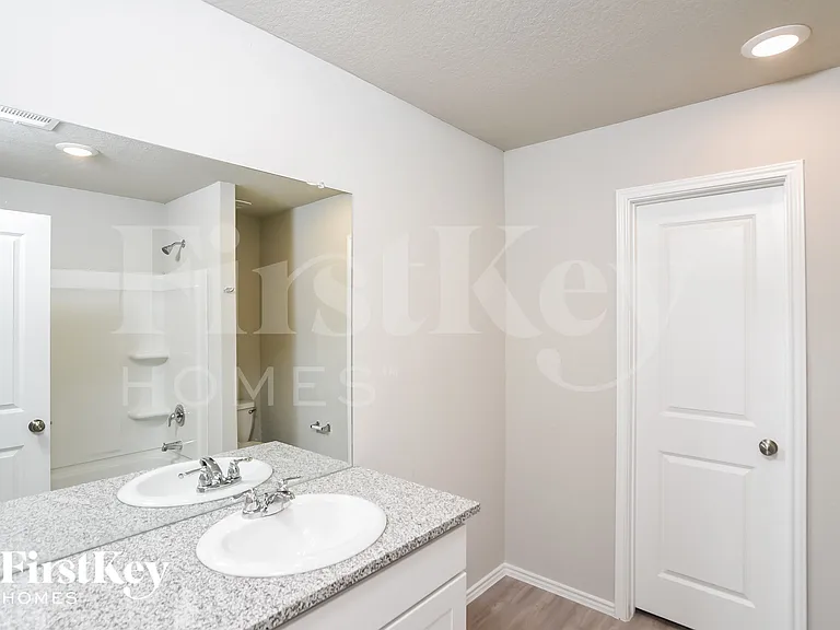 1851 Morse Way — Photo 14