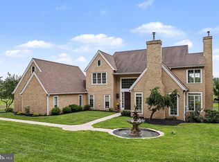 98 Cressman Rd, Telford, PA 18969