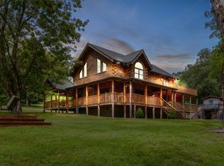 375 Moore Rd, Dickson, TN 37055