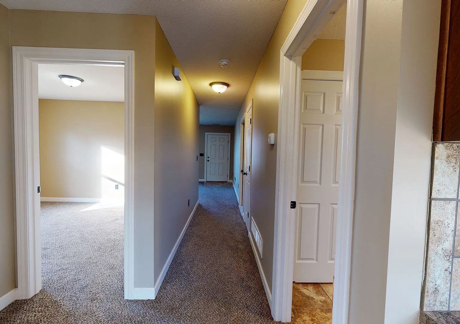 6123-6125 Pinto Lane — Photo 4