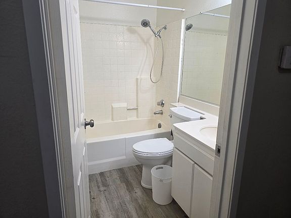 3rd image of 37417 Morning Cir