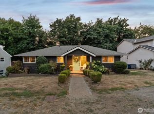 1803 Lake Ave S, Renton, WA 98055