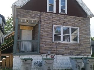 3065 N 13th St, Milwaukee, WI 53206