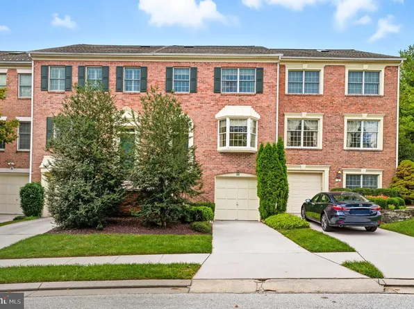 4 Culmore Ct, Lutherville Timonium, MD 21093