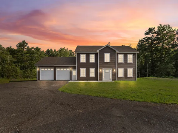 17 Coopers Trail, Arundel, ME 04046