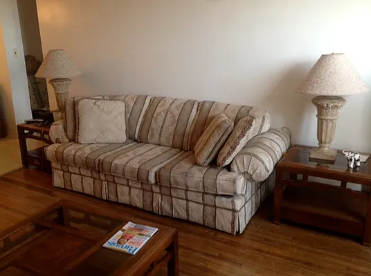 Sold by Crystalscity.com | media 17