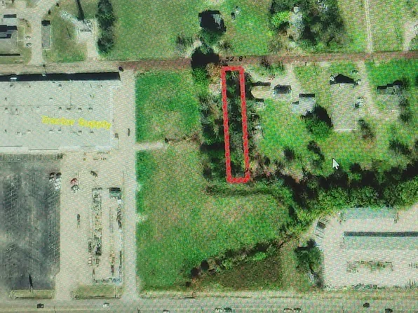 E Sumpter St, Mexia, TX 76667