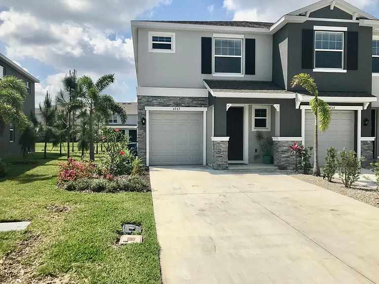 6565 Serenity Fall Ln — Photo 1