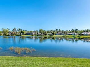 910 Marble Dr, Naples, FL 34104