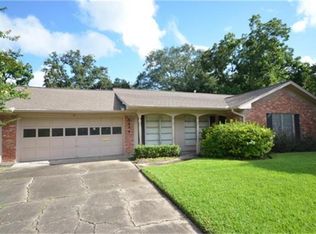 5454 Redstart St, Houston, TX 77096