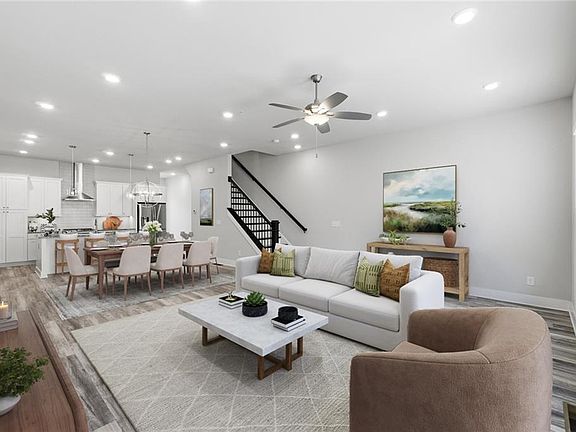 3rd image of 267 Mitchell Ln