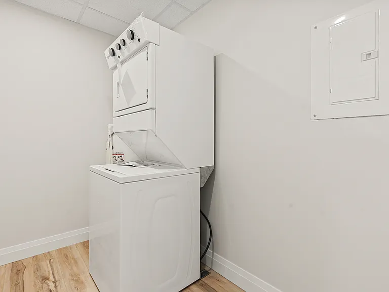 4775 Walker Rd #514 — Photo 9