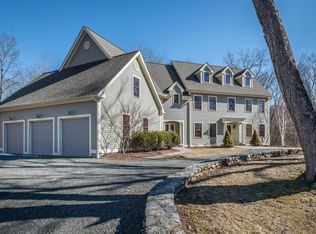 36 Mountain Laurel Rd, Woodbury, CT 06798