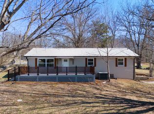 66 Red Oak St, McMinnville, TN 37110