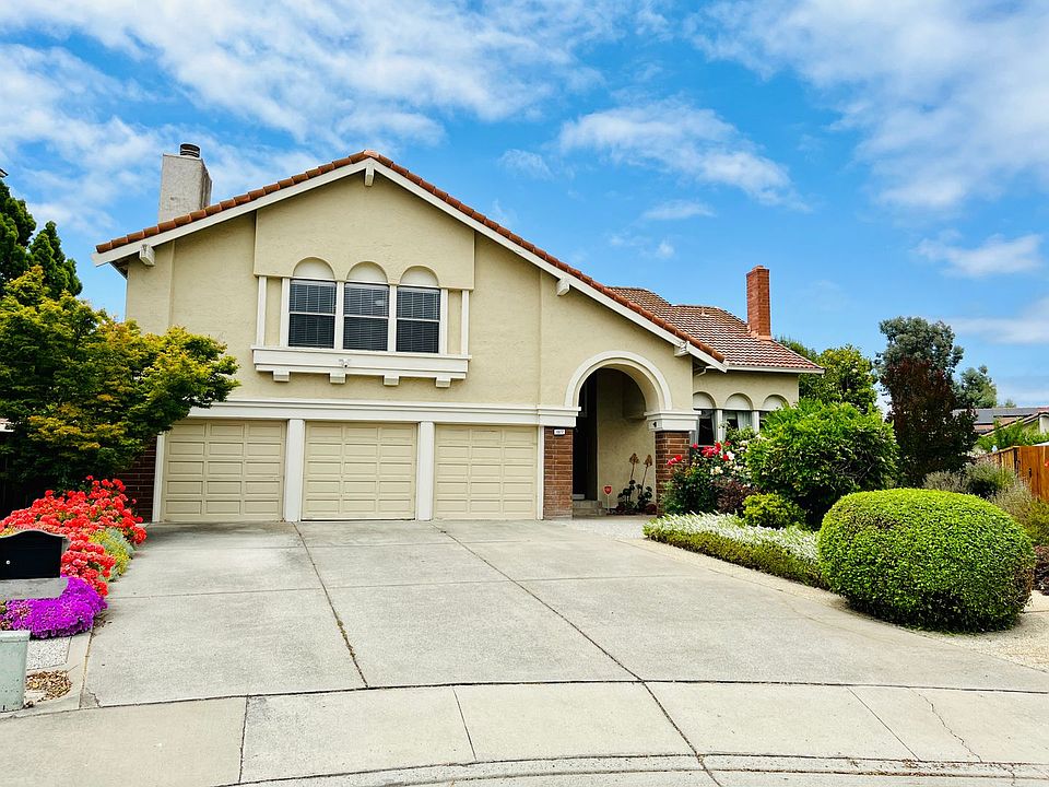 1st image of 1077 Cross Springs Ct