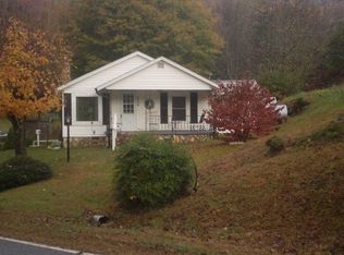 2308 Greens Creek Rd, Sylva, NC 28779