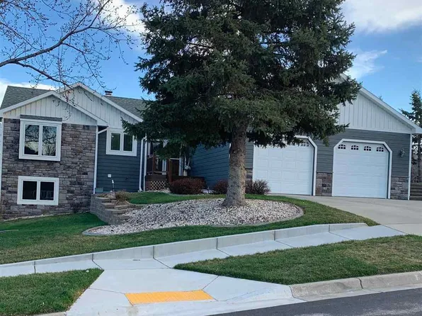 457 Terracita Dr, Rapid City, SD 57701