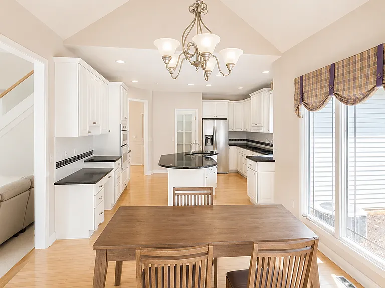 39710 Alsace Ct — Photo 11