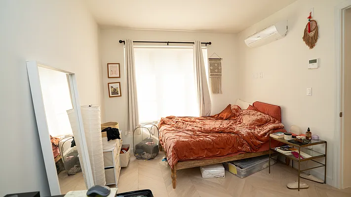 Rented by Nooklyn NYC LLC | media 14