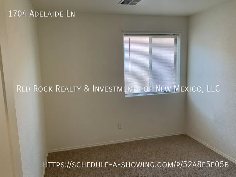 1704 Adelaide Ln — Photo 14