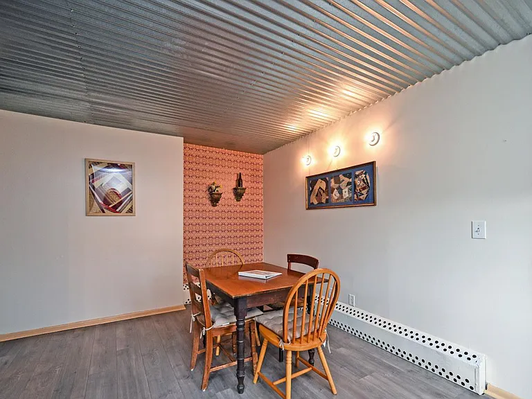 118 E Liberty St #D — Photo 14