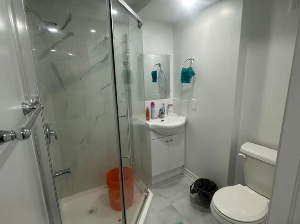 35 Chapman Dr #Basement, Ajax, ON L1T 3C4