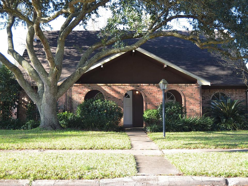 1st image of 3118 Cherry Springs Dr