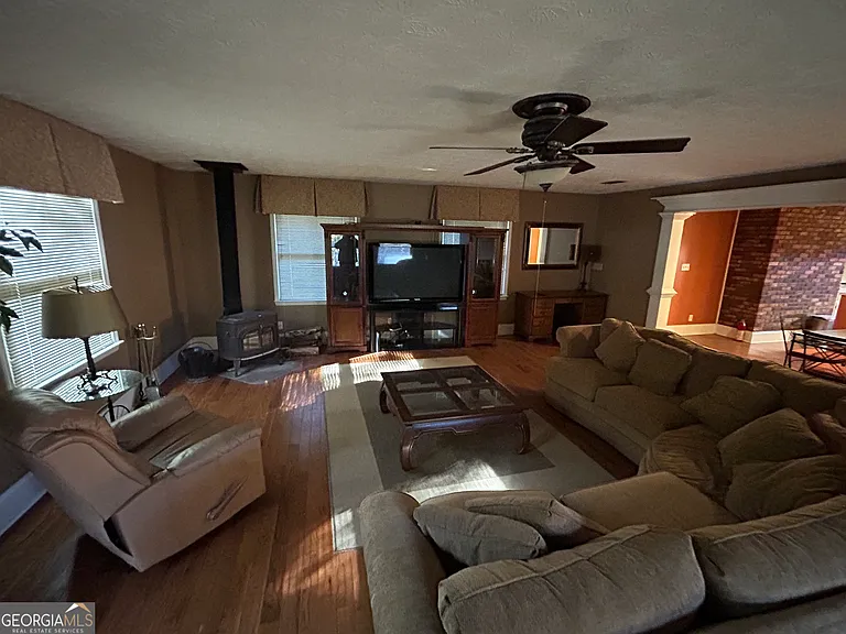 1595 Timothy Rd — Photo 7