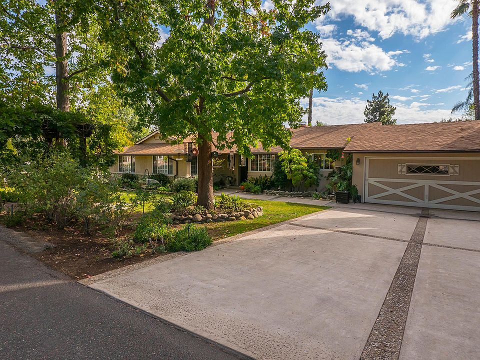 1st image of 1226 Tierra Dr