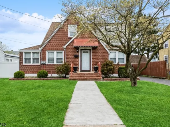 230 N 3rd Ave, Manville Boro, NJ 08835