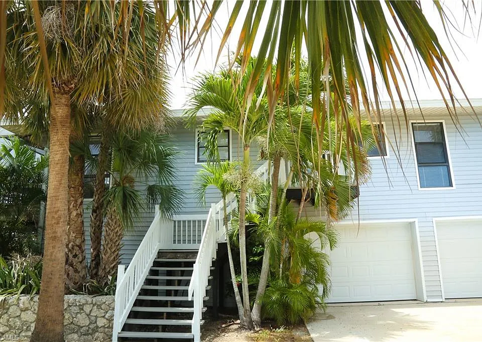 143 Heron Ave