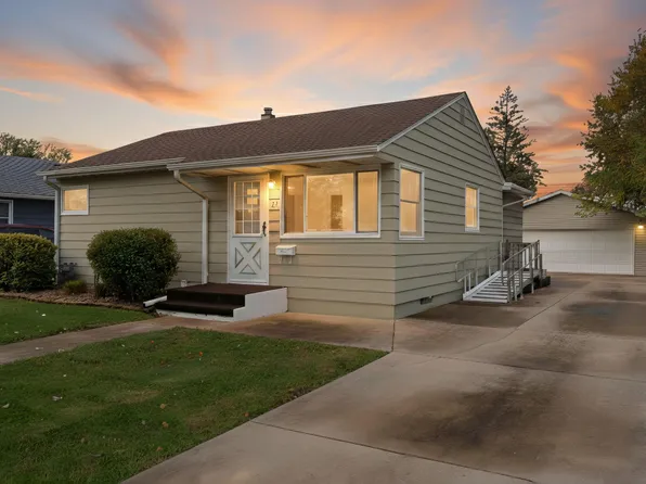 1711 1st Ave SE, Austin, MN 55912