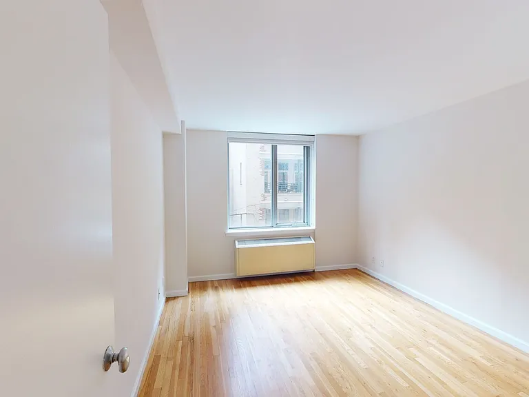 21 Chelsea — Photo 68