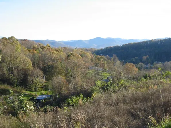 41 Windy Hill Rd, Asheville, NC 28806