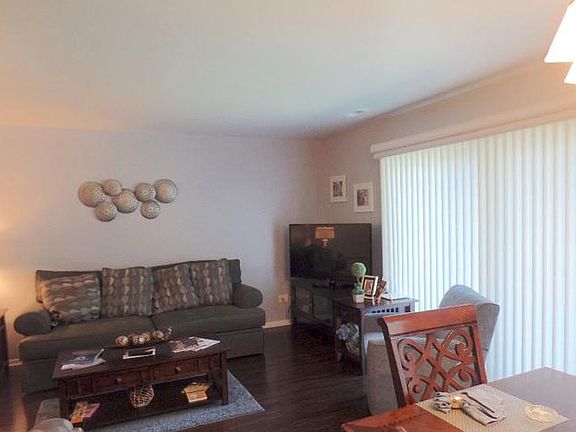 3rd image of 18418 Kedzie Ave #A1a