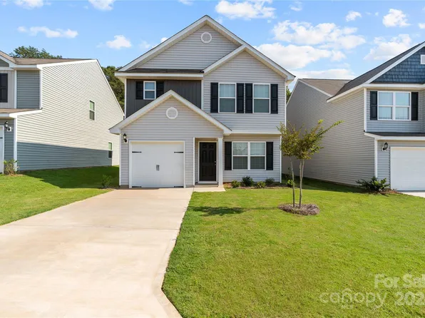 6233 Lowe Ln, Charlotte, NC 28214