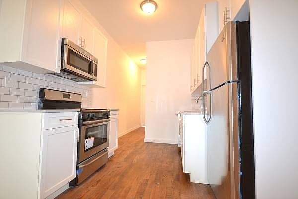 2nd image of 74 De Sales Pl #3