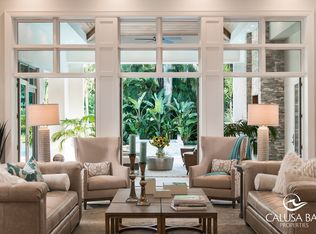 704 Bobwhite Ln, Naples, FL 34108