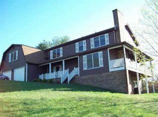 1204 Upland Ave, Greeneville, TN 37743