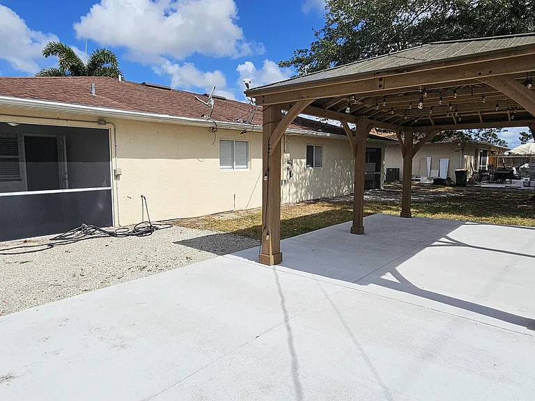 2400 55th Ter SW #B — Photo 21