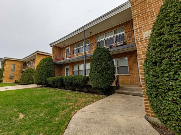 1235 Homestead Rd APT E, La Grange Park, IL 60526