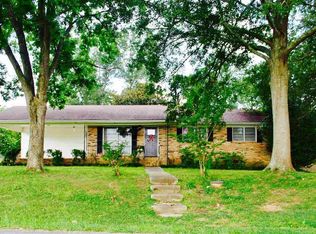 1230 Circle Dr, Oxford, AL 36203