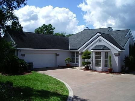 1151 Lakeview Drive
