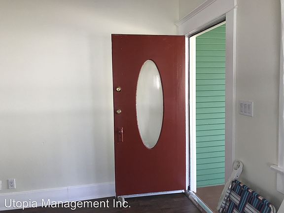 5th image of 224 E F St APT B