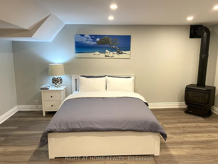 1570 Lewes Way #LOWER — Photo 3