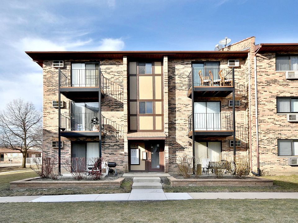 1st image of 124 Klein Creek Ct APT 3C